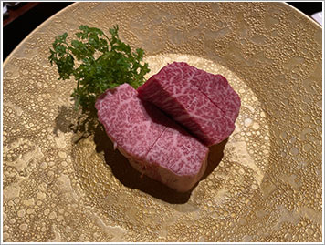 お肉